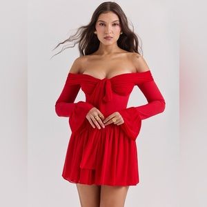 NEW House of CB ‘ALANA’ in size Medium (Bigger Cup)